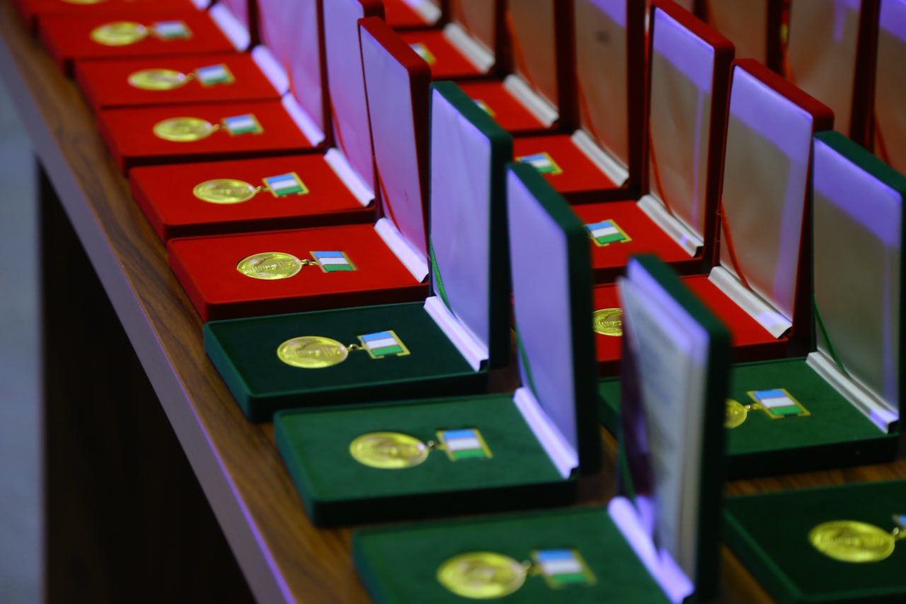 "Ilm-fan iftixori" Xalqaro ilmiy forumi g'oliblari taqdirlandilar