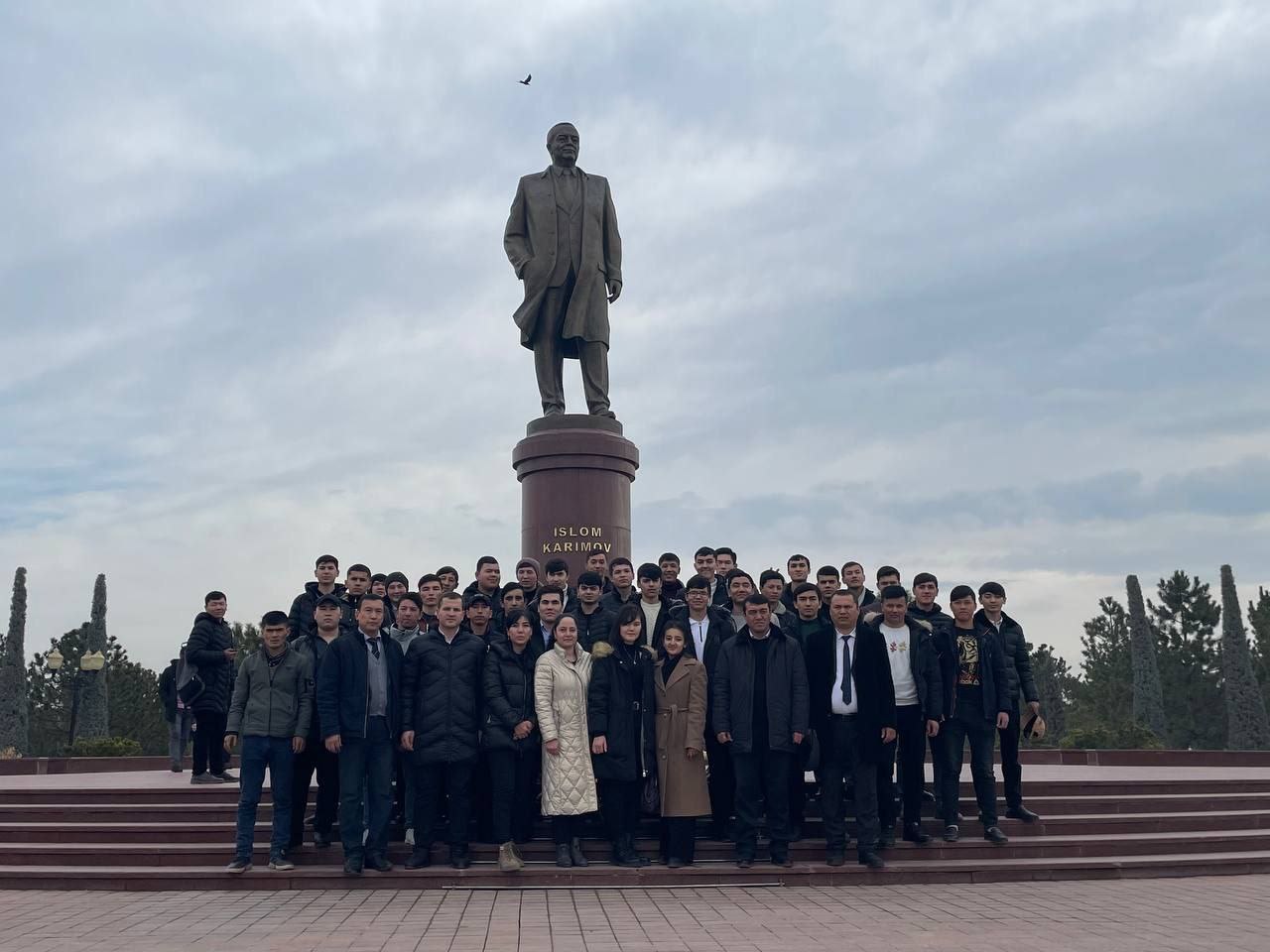 30-yanvar — O'zbekiston Respublikasi birinchi prezidenti Karimov Islom Abdug'aniyevich tug'ilgan kun.