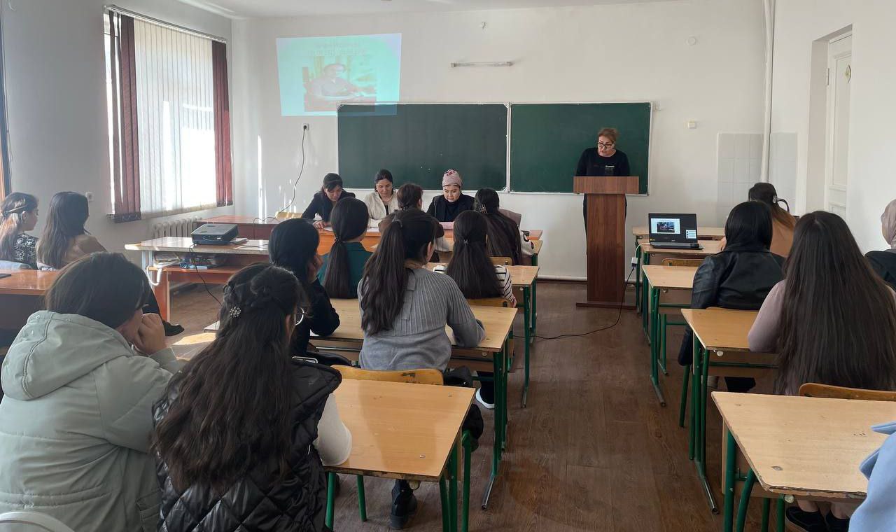 Zulfiya tavalludi munosib xotirlandi