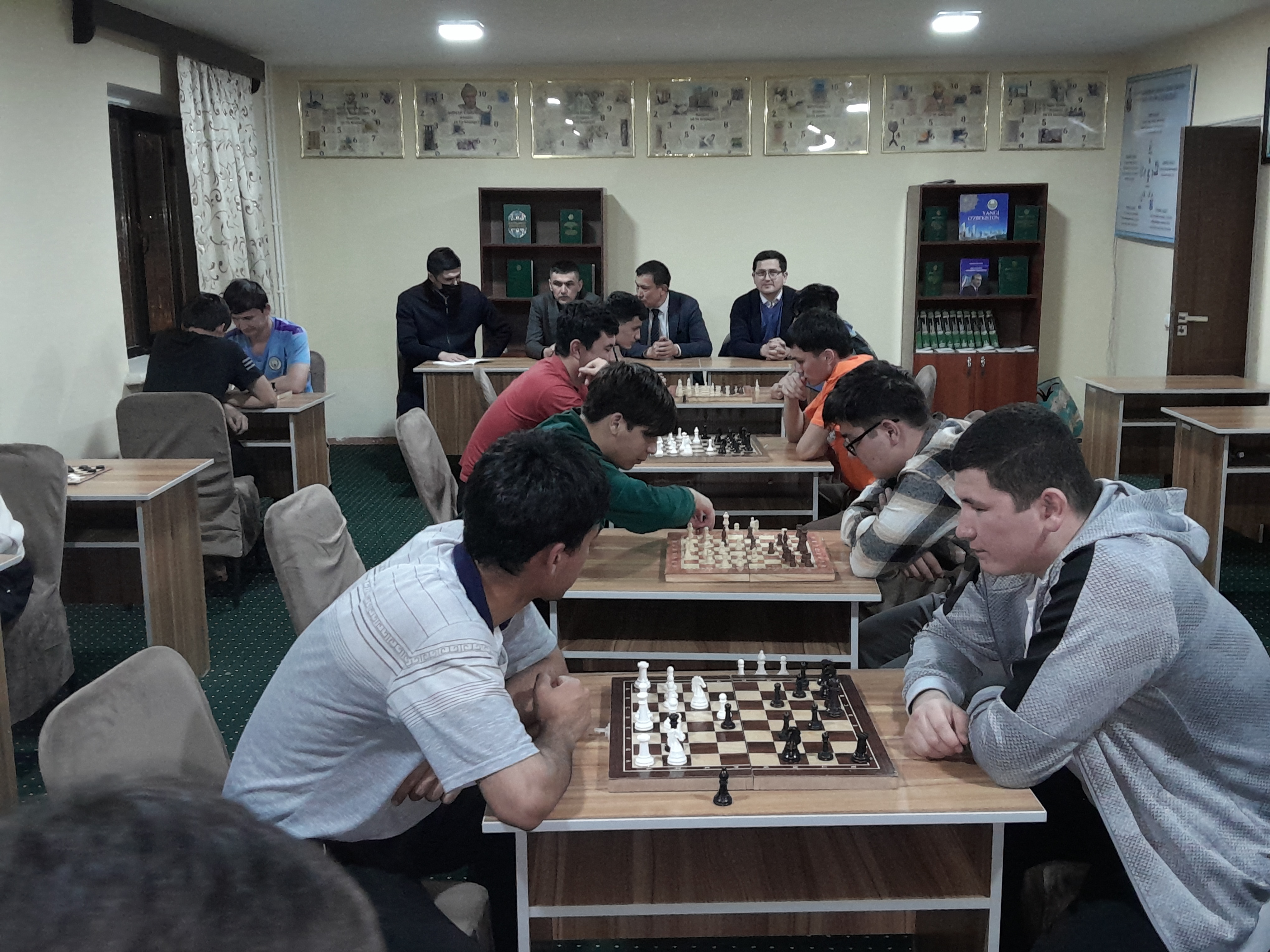 Talabalar turar joyida "Intellektual kecha" oʻtkazildi