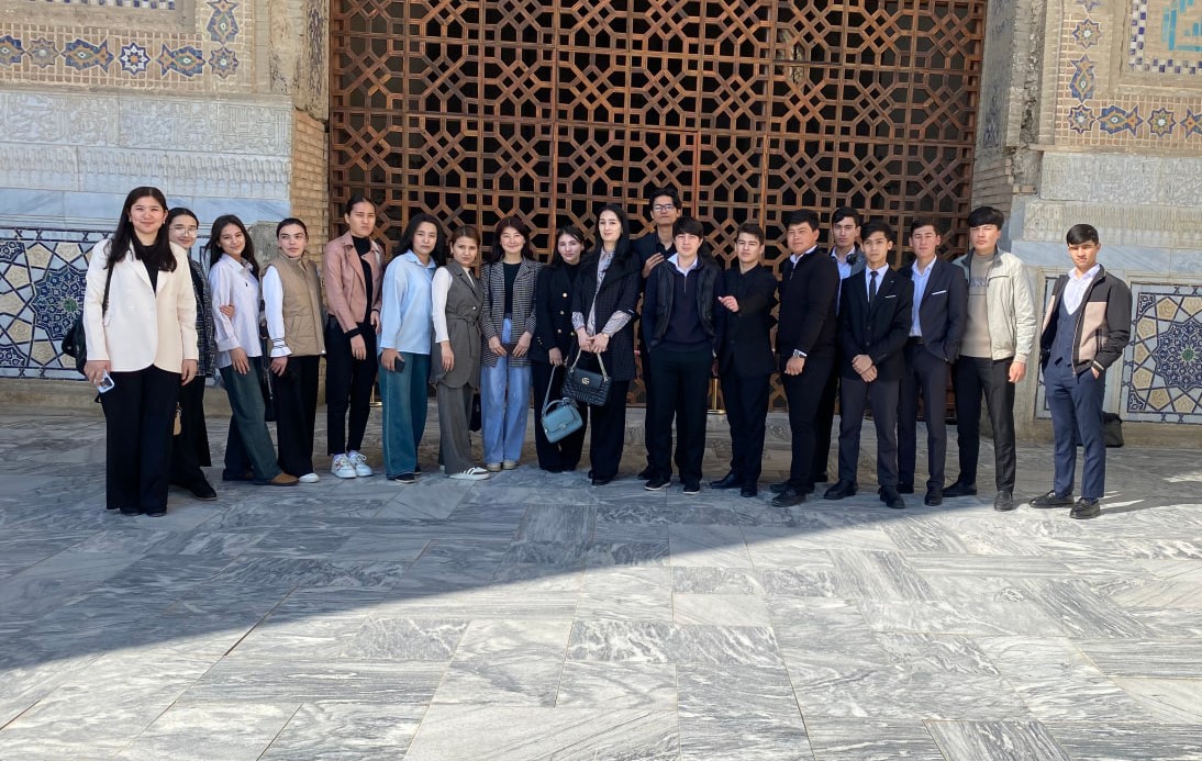 Tillarni o‘qitish kafedrasi o‘qituvchilari tomonidan ekskursiya ko'rinishidagi amaliy darslar tashkil etildi.