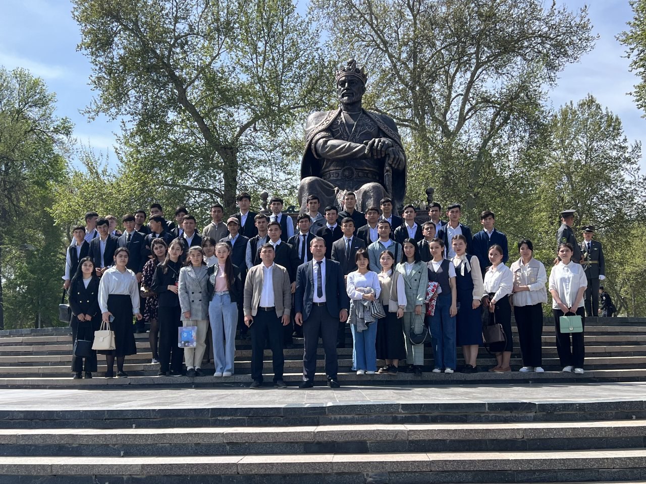 9-aprel — Sohibqiron Amir Temur tavalludi munosabati bilan ziyorat turizmi tashkil etildi