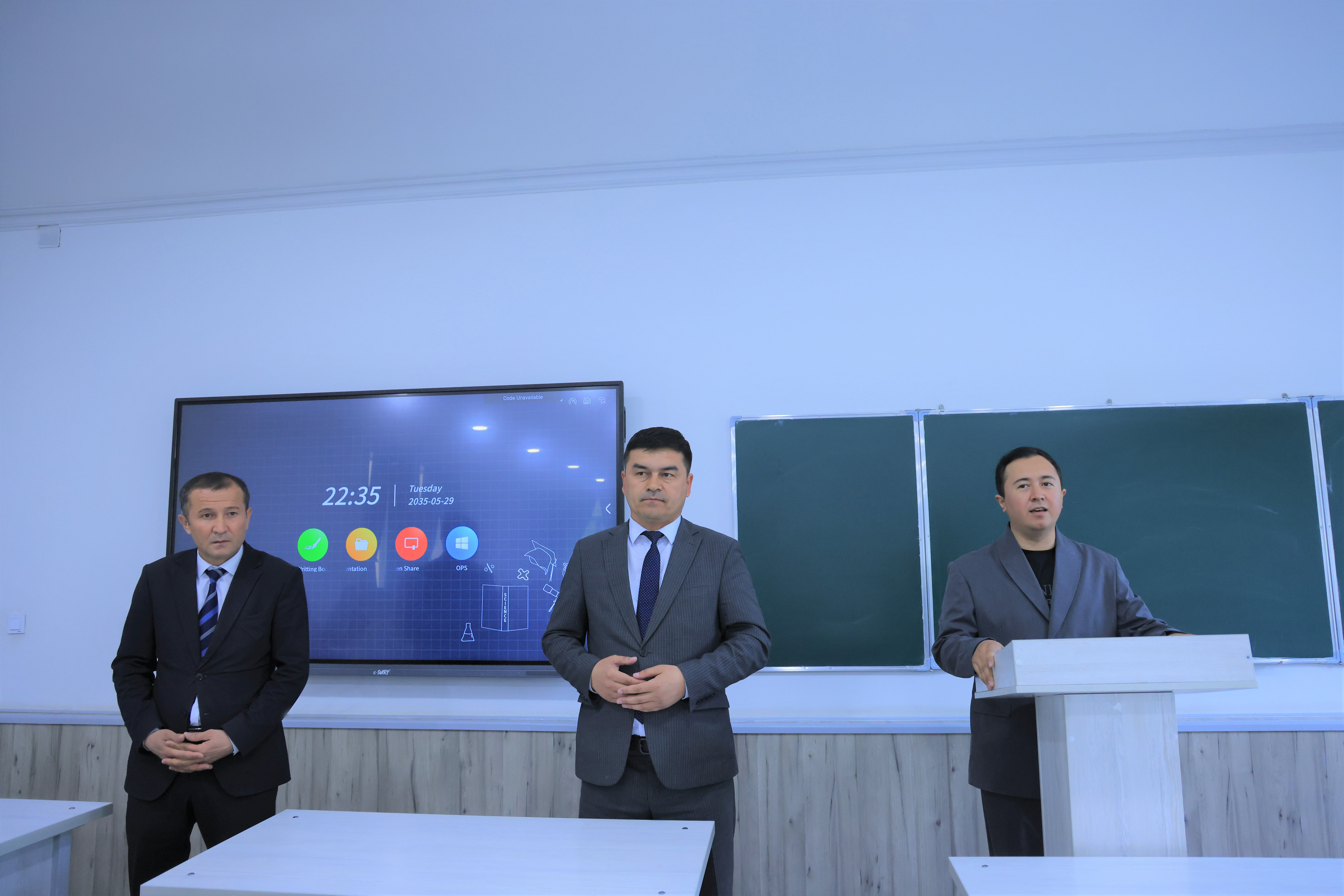 Samarqand iqtisodiyot va servis institutida yosh davlat xizmatchilari bilan uchrashuvlar tashkil etilmoqda