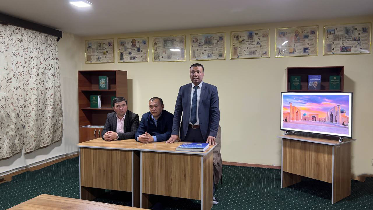 Samarqand iqtisodiyot va servis instituti talabalar turar joyida Xalqaro yodgorliklarni va tarixiy joylarni asrash kuniga bag...