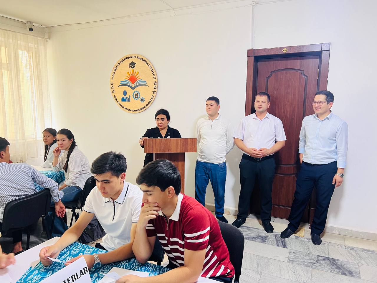 Buxgalteriya hisobi va menejment fakultetida “Dolzarb 90 kun” loyihasi doirasida “Zakovat” intellektual o‘yini tashkil etildi