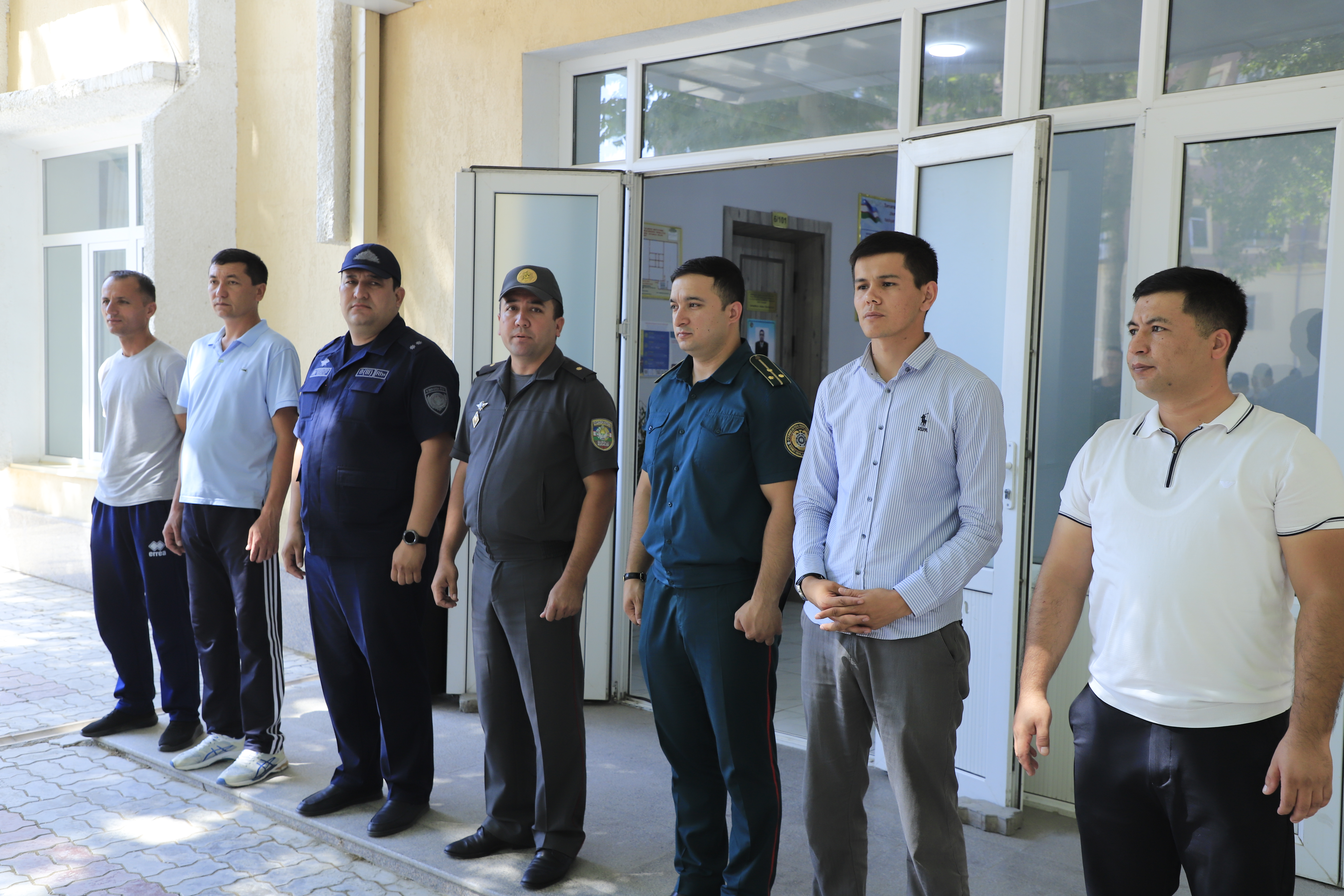 Samarqand iqtisodiyot va servis institutida “Dolzarb 90 kun” loyihasi doirasida harbiylar ishtirokida sport musobaqasi tashki...