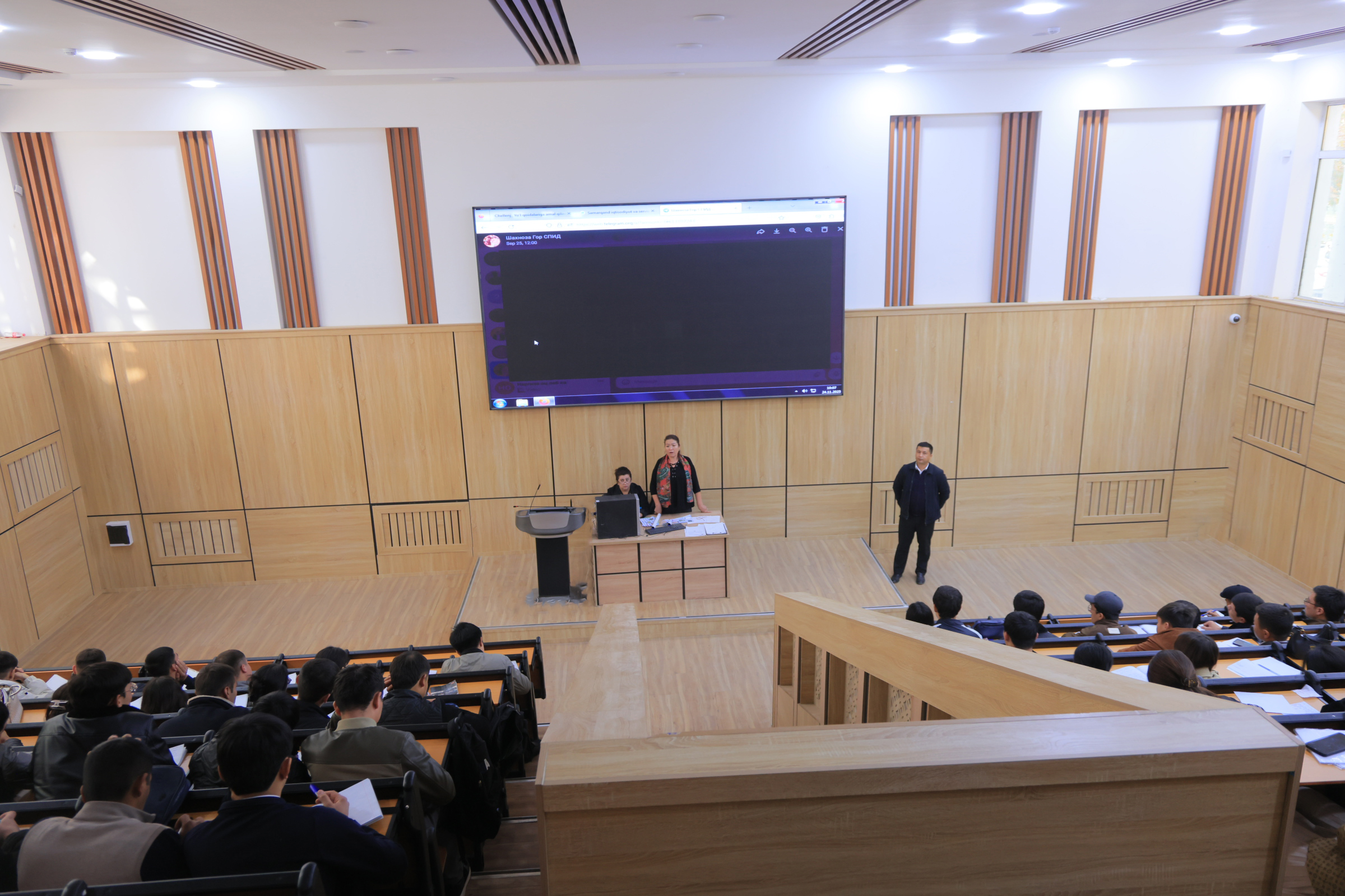 Samarqand iqtisodiyot va servis institutida 1-dekabr – Butunjahon OITS (OIV)ga qarshi kurashish kuni munosabati bilan profila...