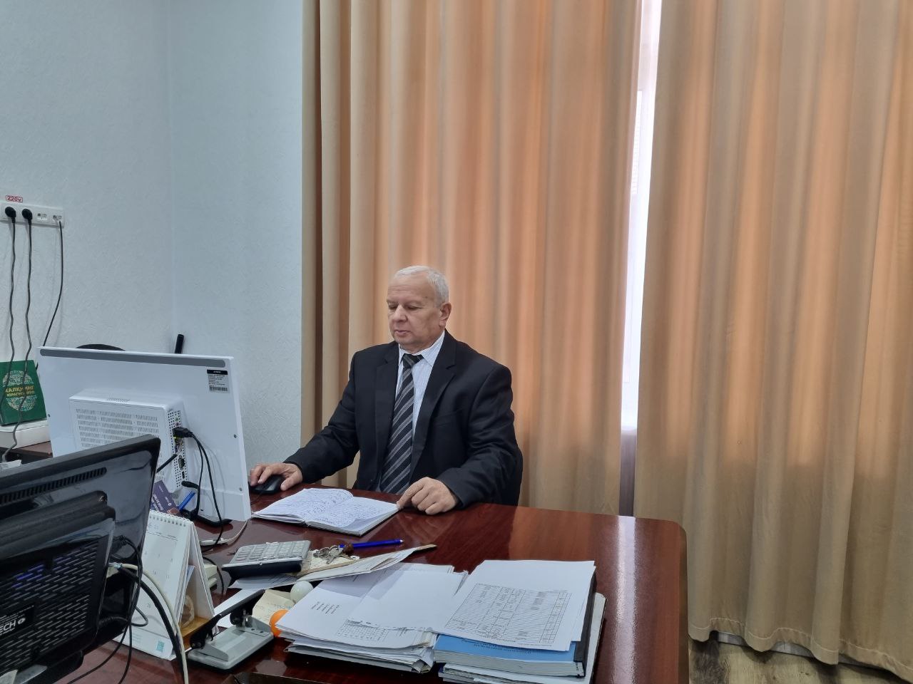 Axtamov Jamshed Bahromovich